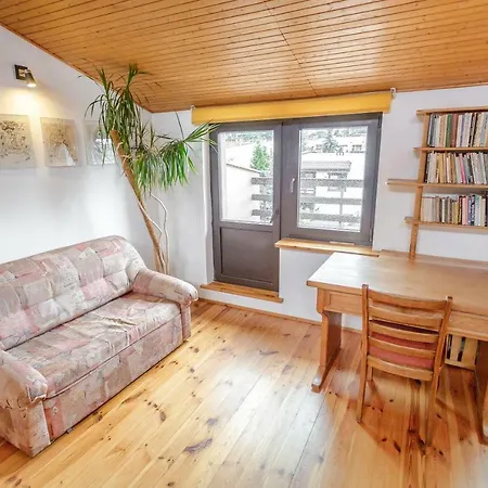 Logos Guest house *