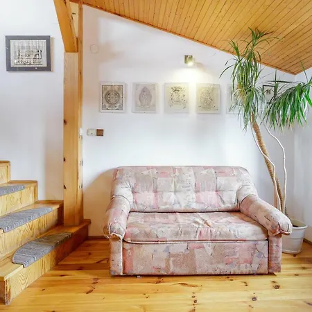Logos Guest house *